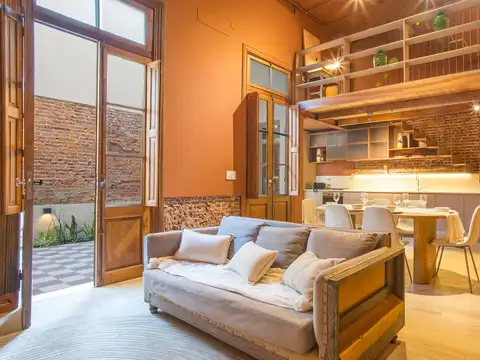 VENTA | Casa de pasillo de 3 dormitorios con patio, terraza y pileta – Lourdes - APTA CRÉDITO