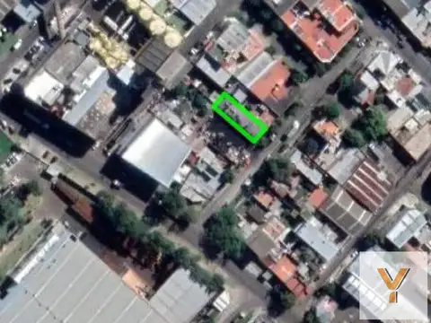 Terreno en Venta 27  mts Fondo