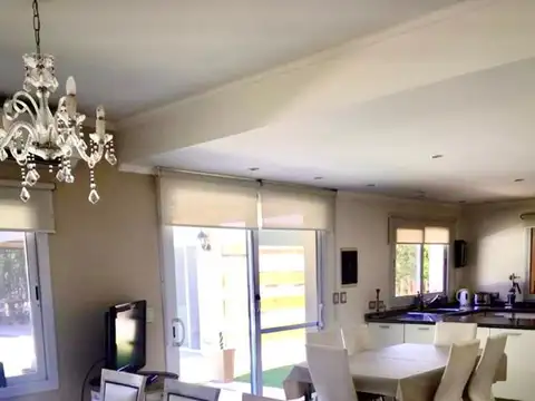 Casa en Alquiler de 3 dormitorios
