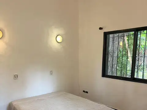 Casa 2 ambientes con 1 baño