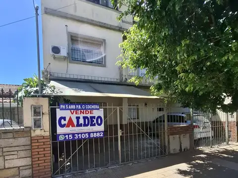 PH 5 AMB CON COCHERA Y FONDO LIBRE