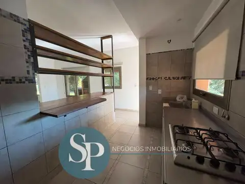 Casa en Alquiler de 4 dormitorios