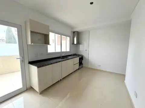 Depto Tipo Casa en Venta de 3 dormitorios