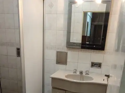 Depto Tipo Casa en Alquiler de 3 ambientes