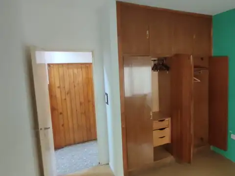 Depto Tipo Casa en Alquiler de 2 dormitorios