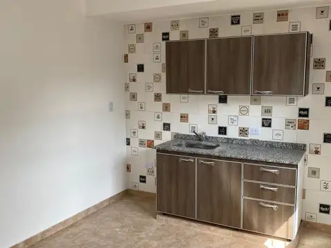 LOTE BALDIO A LA VENTA EN VIRREY DEL PINO