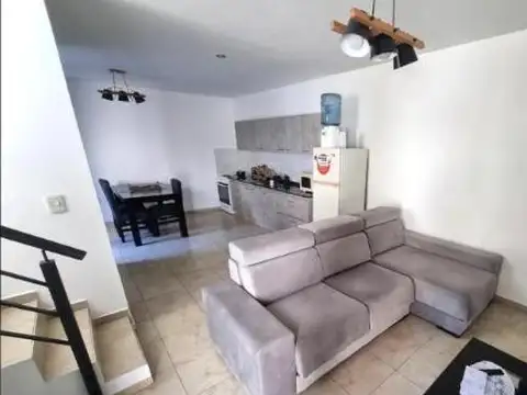 Depto Tipo Casa en Venta de 3 ambientes