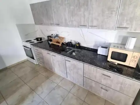 Depto Tipo Casa 3 ambientes con 1 baño