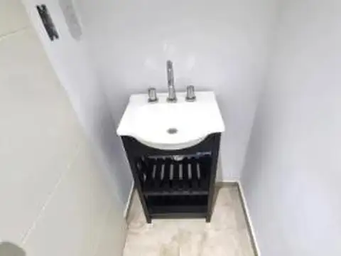 Depto Tipo Casa en Venta con 1 cocheras