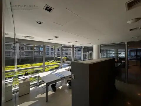 Madero Center - Juana Manso  al 600