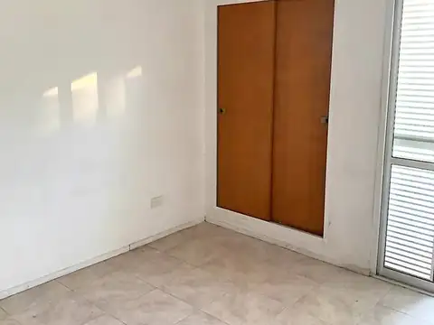 Departamento en Venta en Carapachay, USD 60.000