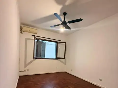 Av. Montes De Oca 817 , Piso 3
