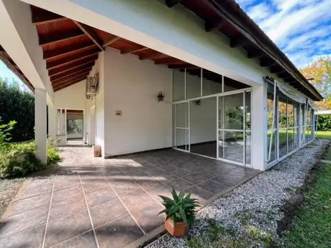 Casa en Venta en Funes, USD 239.000