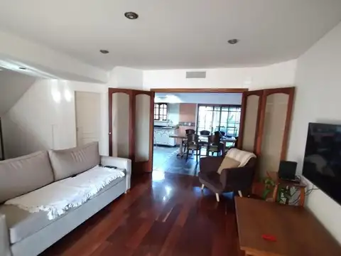 Casa en Alquiler de 4 dormitorios