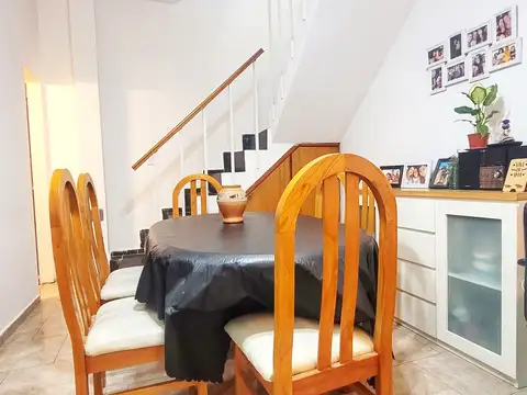 Depto Tipo Casa en Venta en Villa Ortuzar, USD 145.000
