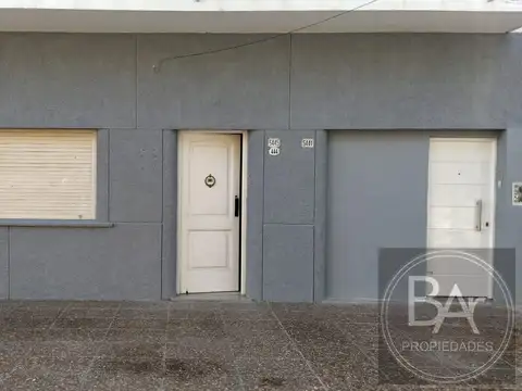 Depto Tipo Casa 2 ambientes con 1 baño