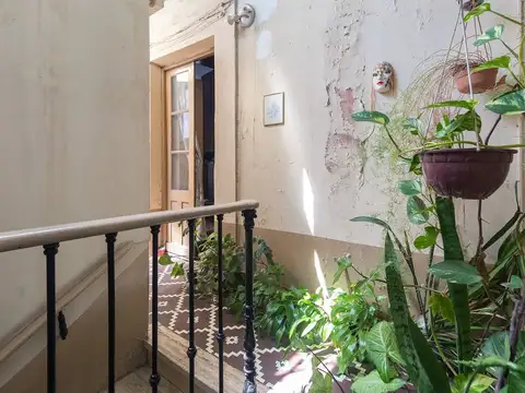 Depto Tipo Casa en Venta en Almagro, USD 160.000