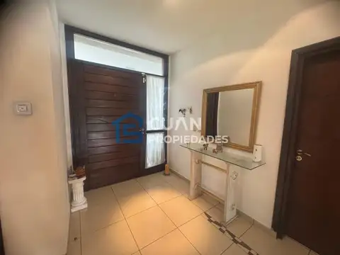 Casa 6 ambientes con 6 baños