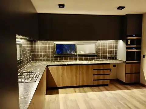 Casa en Venta en Potrerillo de la Larreta, USD 440.000