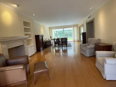 Casa 5 ambientes con 7 baños