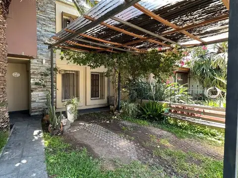 VENTA CASA 4 DORMITORIOS MARQUES DE SOBREMONTE