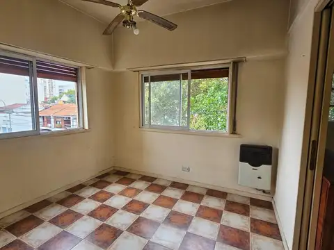 Departamento 4 ambientes con 1 baño