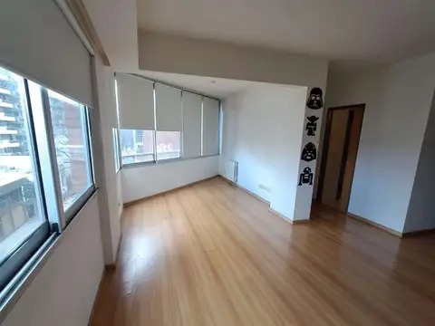 2 ambientes 47 mts A/Acond en ambientes y clefaccion por radiador con amenitis  frente barrio ingles caballito