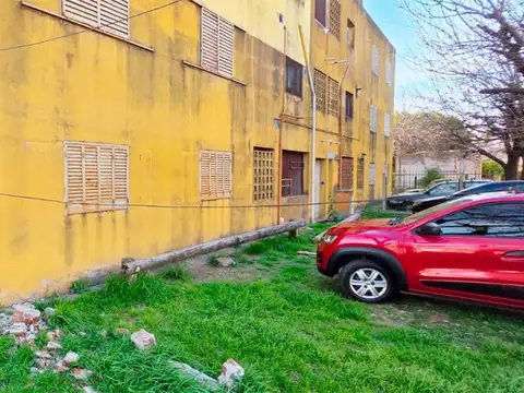 Departamento 5 ambientes con 2 baños