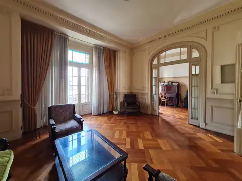 Departamento en Venta de 5 dormitorios