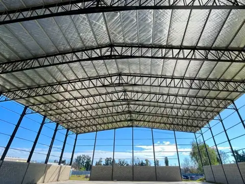 Galpon en Venta en Garin, USD 1.800.000