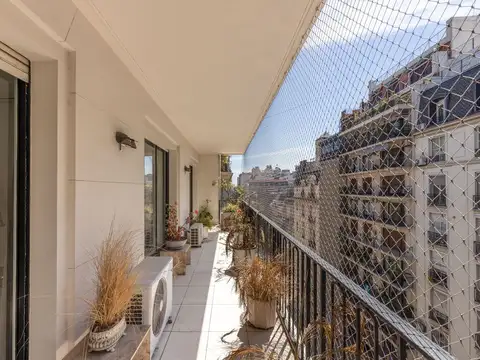 Departamento 6 ambientes con 3 baños