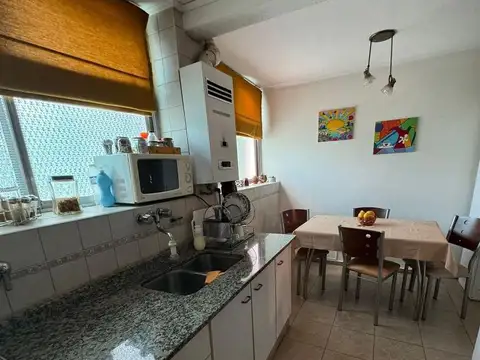 VENTA DEPARTAMENTO 3 DORMITORIOS PRIMER PISO POR ESCALERA