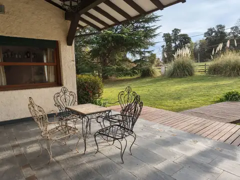 VENTA 2 CASAS EN VILLA BERNA 16.265M2