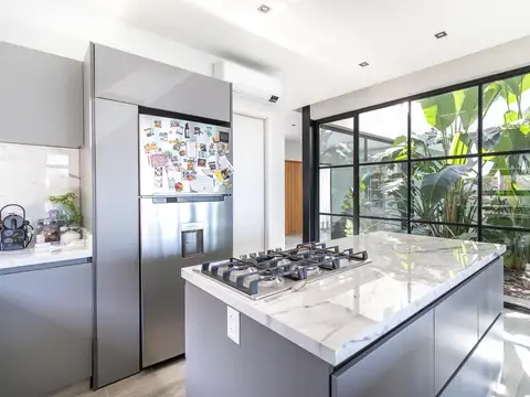 Casa en Venta al Oeste