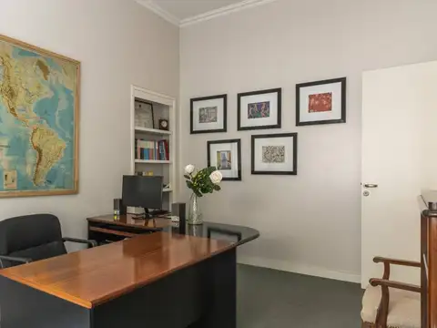 Departamento 8 ambientes con 3 baños