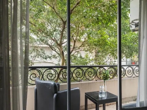 Sargento Cabral 800, Piso 2