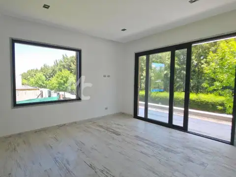 Casa en Venta al Oeste