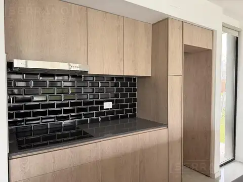 Casa en Alquiler en Haras Santa María, USD 1.500