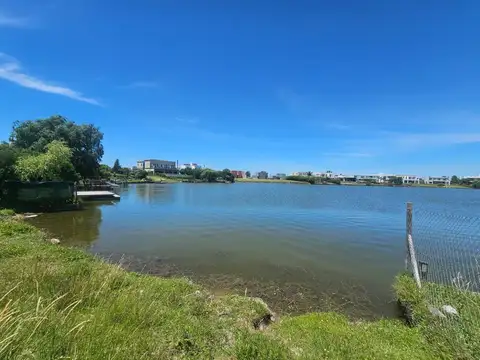 Terreno en Venta en Pilar, USD 79.000