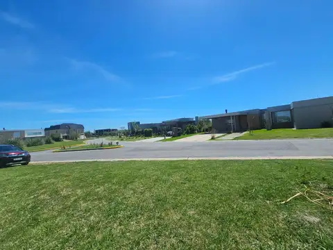 Terreno en Venta San Sebastian Nuestra Senora de Itati salida a la Laguna PERMUTA