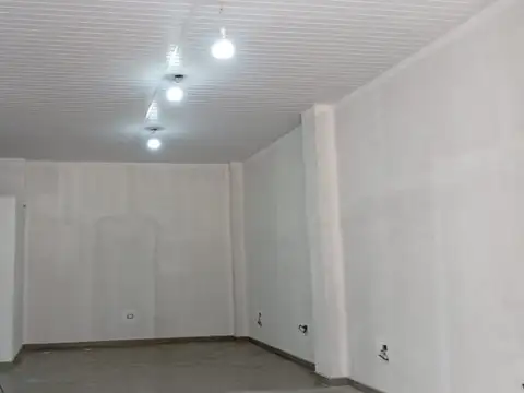 Local en Alquiler en Malvinas Argentinas, $ 1.800.000