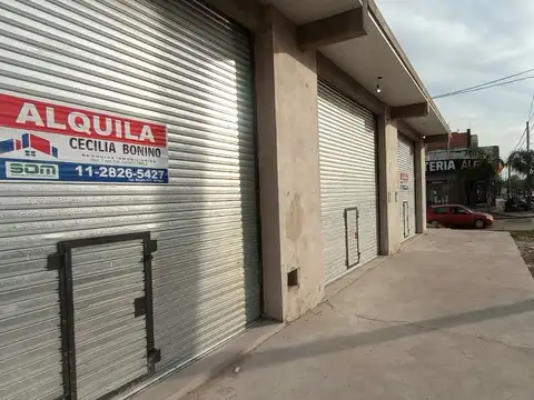 AV CAPITAN MOYANO 2500