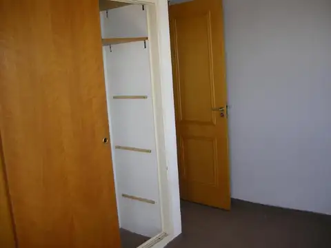 Hipólito Irigoyen  al 800