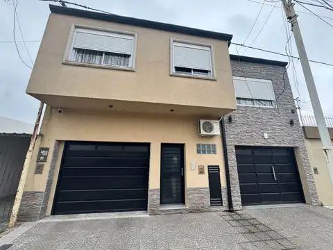 CASA EN VENTA EN PERGAMINO CON PILETA