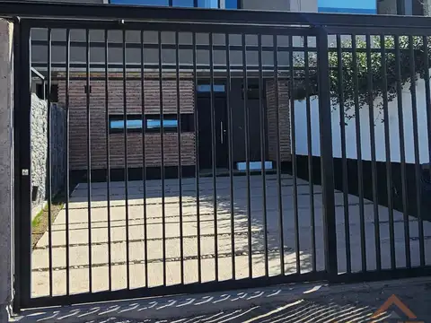 DUPLEX A ESTRENAR 3 DORMITORIOS  FINANCIADO BARRIO CONFLUENCIA