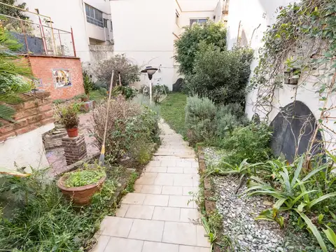 Depto Tipo Casa en Venta de 6 ambientes