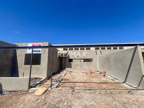 CASA EN POZO EN VENTA 2 DORMITORIOS | CONFLUENCIA