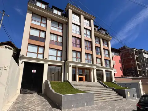 Duplex 3 amb 1 suite vista al lago cochera y baulera en Bo. Belgrano, Bariloche en venta ideal renta turística