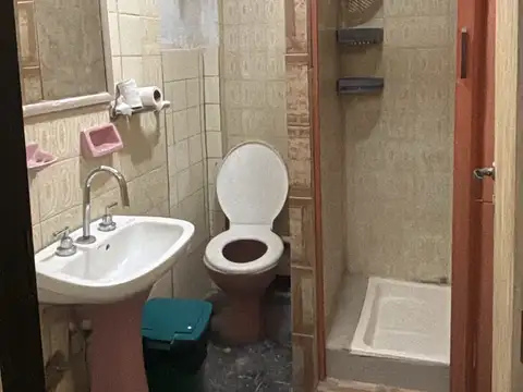 Depto Tipo Casa 5 ambientes con 2 baños