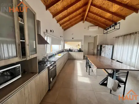 VENTA DE CASA TRES DORMITORIOS FERNANDEZ ORO